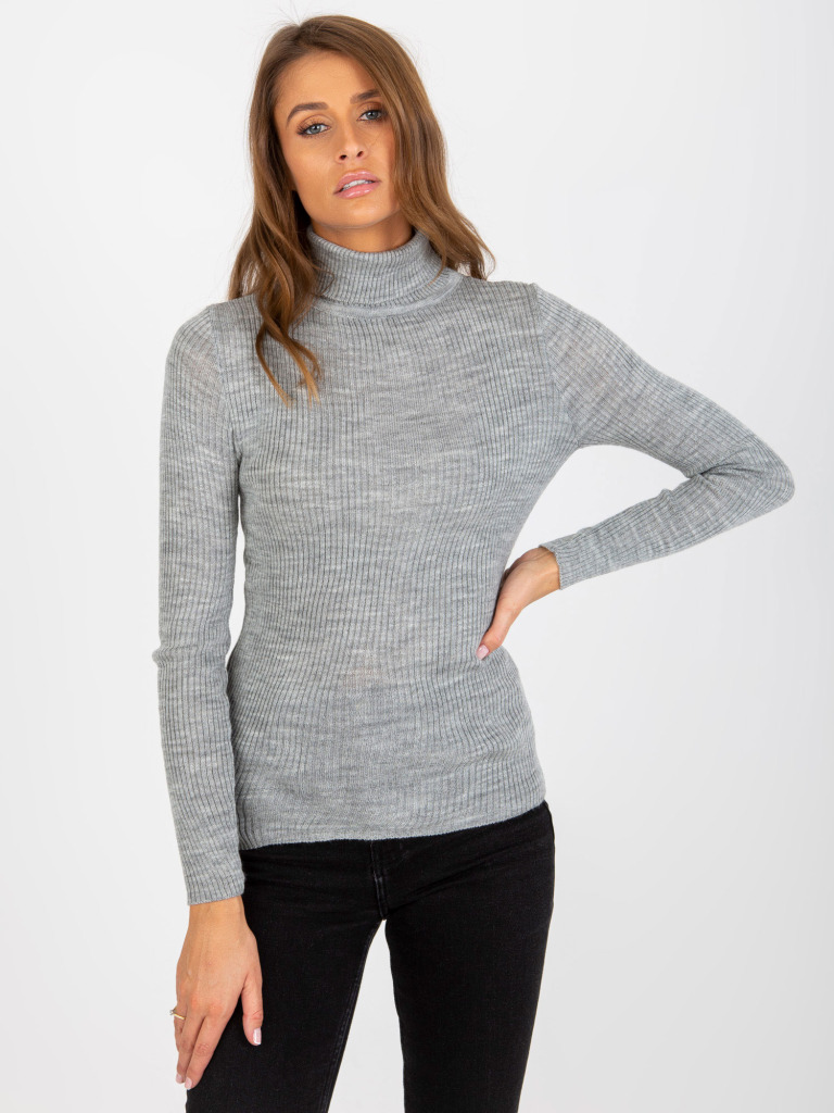 Pruhovaný sveter, sivý